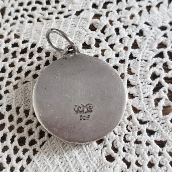 Waxing Poetic Insigna Wax Seal Charm "M".Brass Charm Round 'M' - Picture 2 of 2